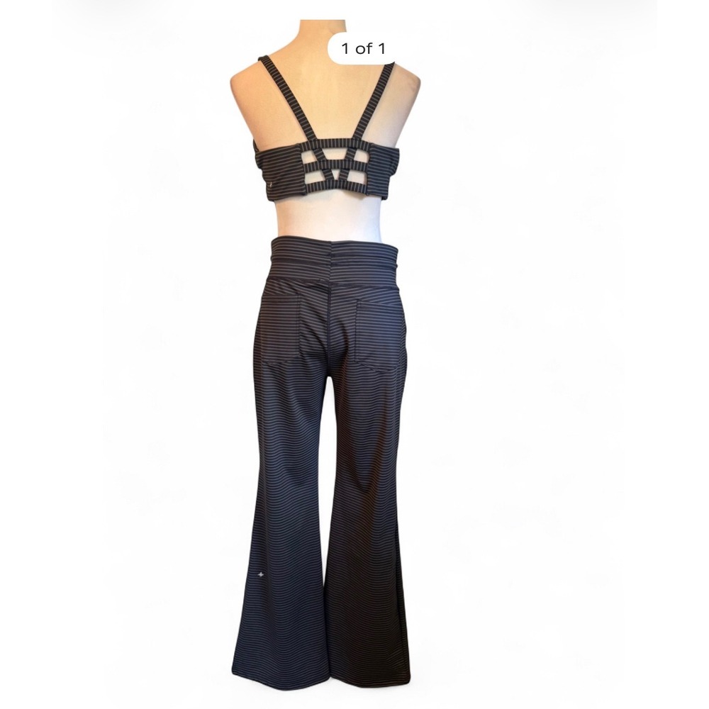 Halara Striped 2 Piece Set bra Top Wide Leg Pants Black White Athleisure L NWT